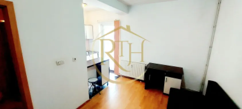 Oferim spre inchiriere garsoniera, situata in zona Soarelui, Parcare si balcon