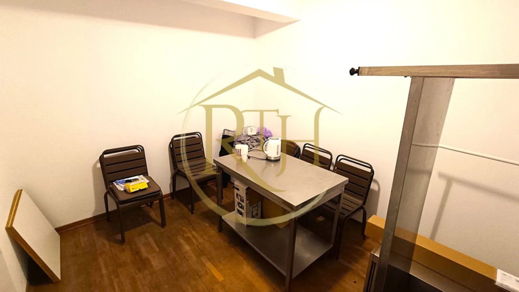 Vand vila 5 camere construita cu materiale premium in Giroc, pret 185000 euro