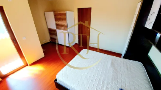 Oferim spre inchiriere casa-duplex,4 camere,Dumbravita aproape de Lidl