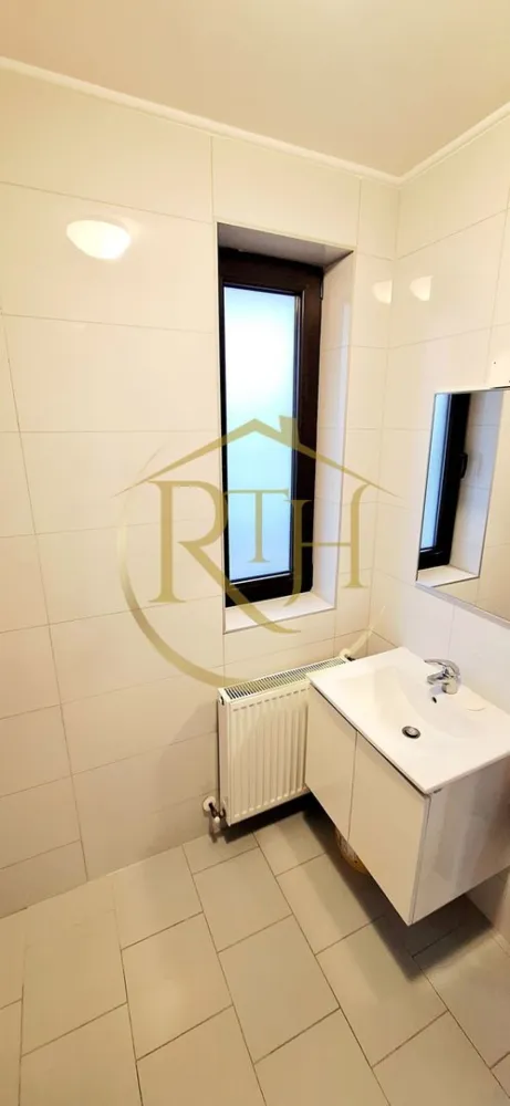 Oferim spre inchiriere casa cu 4 camere in Giroc aproape de Penny ,pet friendly.
