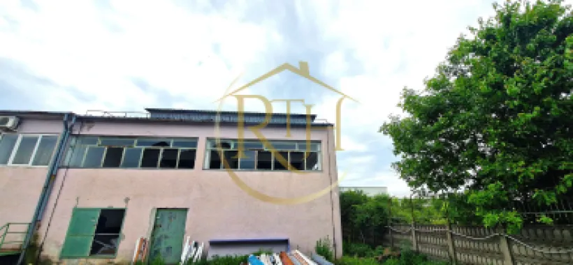 Cladiri si teren de închiriat zona industriala pentru orice tip de activitate.