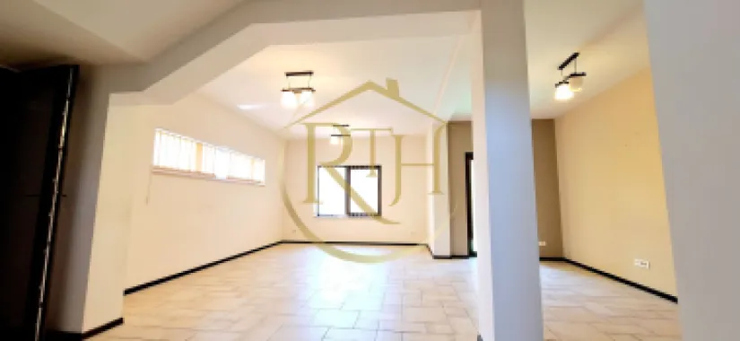 Oferim spre inchiriere, casa cu 4 camere pentru locuit sau birouri, Mehala