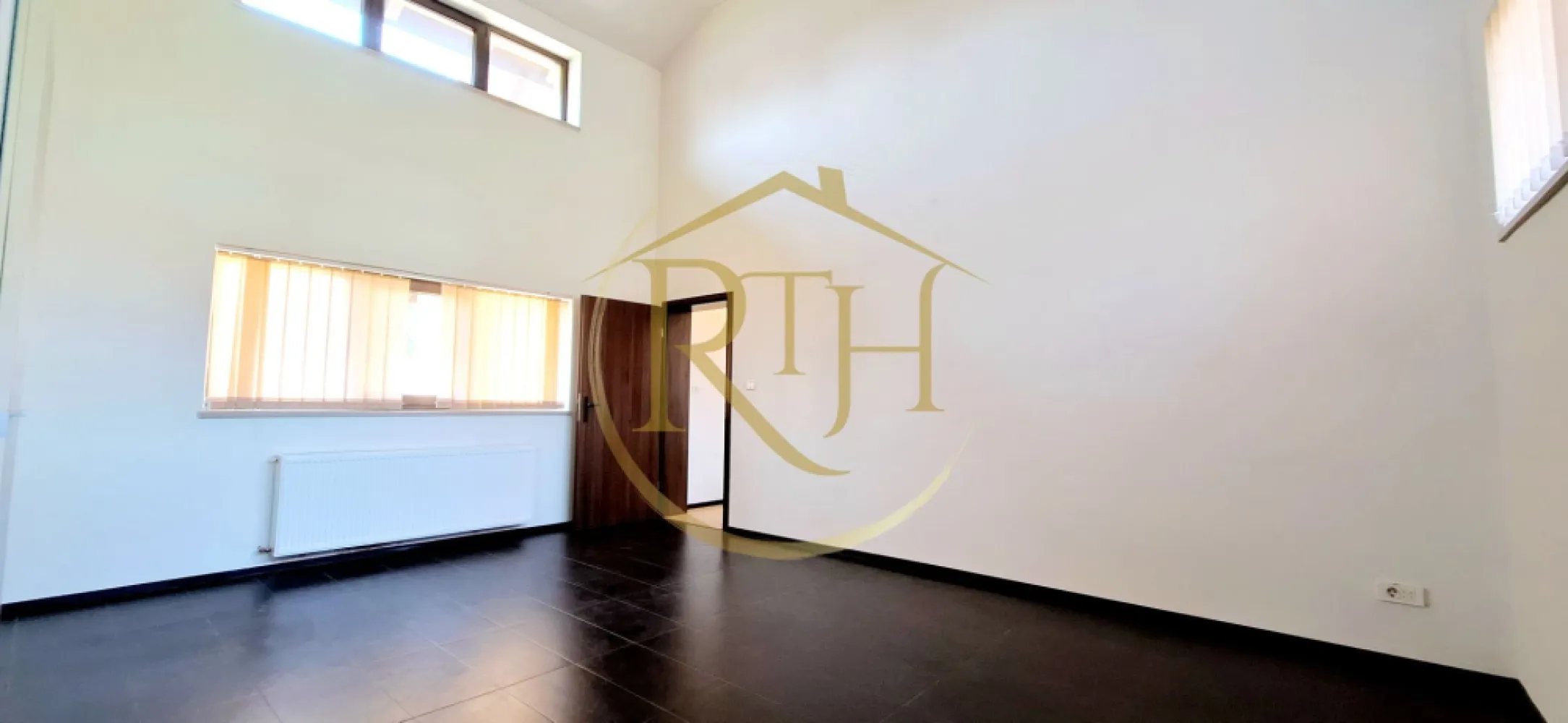 Oferim spre inchiriere, casa cu 4 camere pentru locuit sau birouri, Mehala