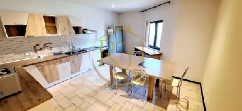 Oferim spre inchiriere, casa cu 4 camere pentru locuit sau birouri, Mehala