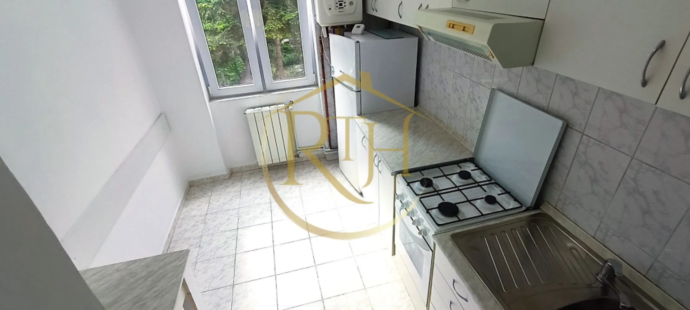 De vanzare apartament 2 camere zona centrala, comision ,,0"