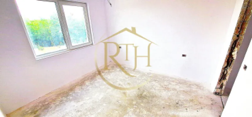 Vand apartamente noi cu 3 camere in Giroc preturi de la 85000.