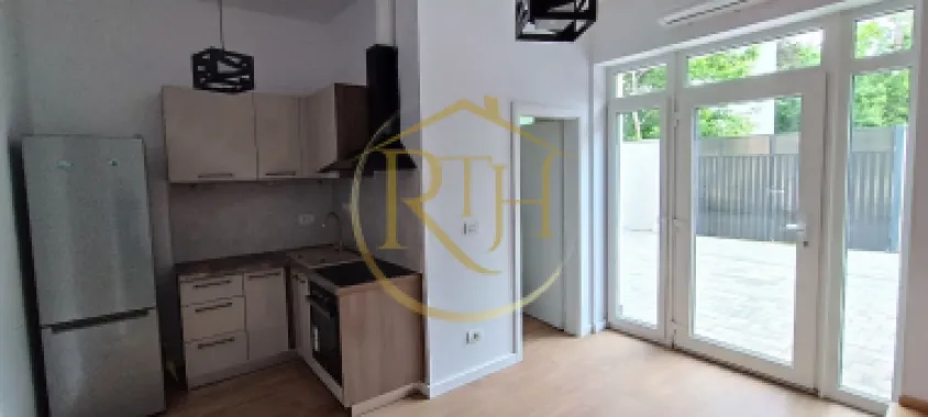 Apartament de închiriat (SAD) – ideal pentru locuință sau activități comerciale