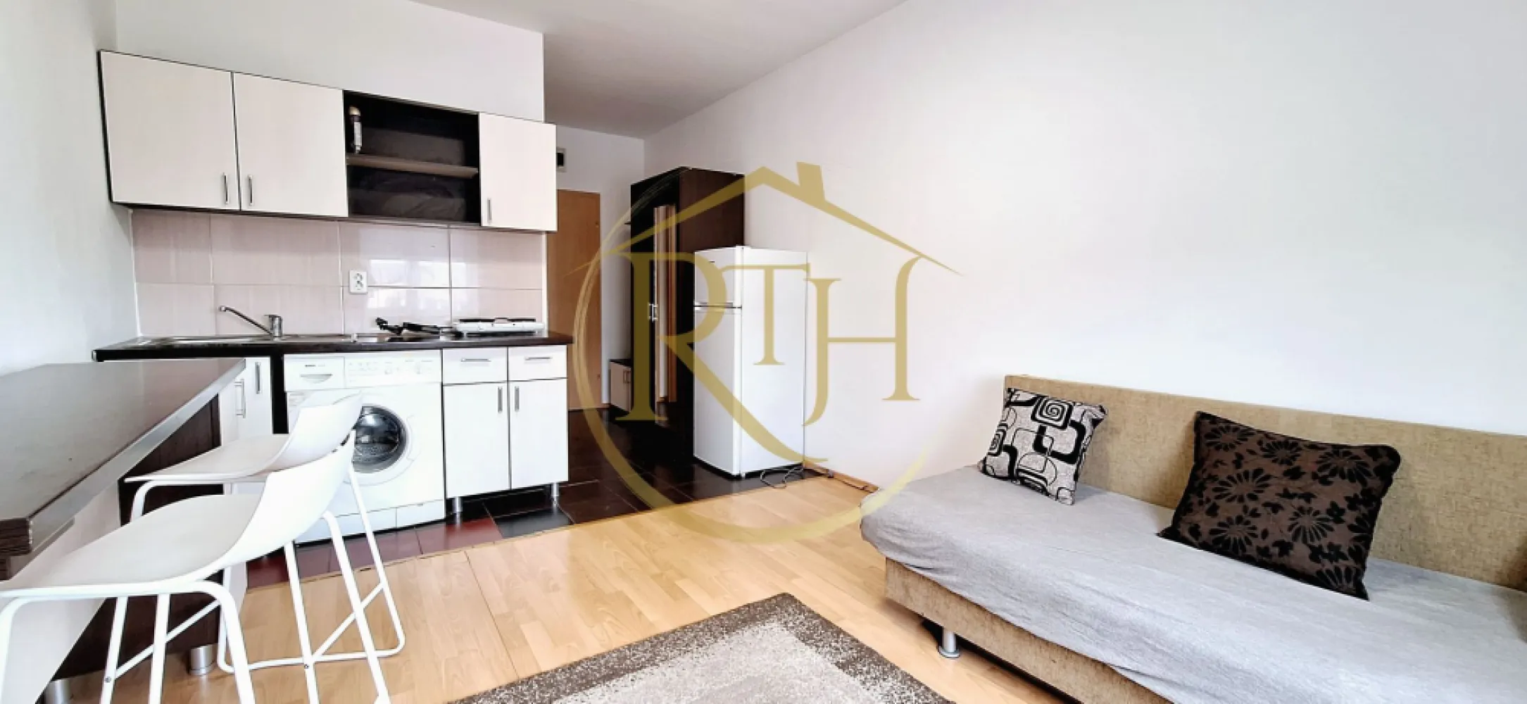 Oferim spre inchiriere garsoniera, zona Soarelui, langa Sud Plaza