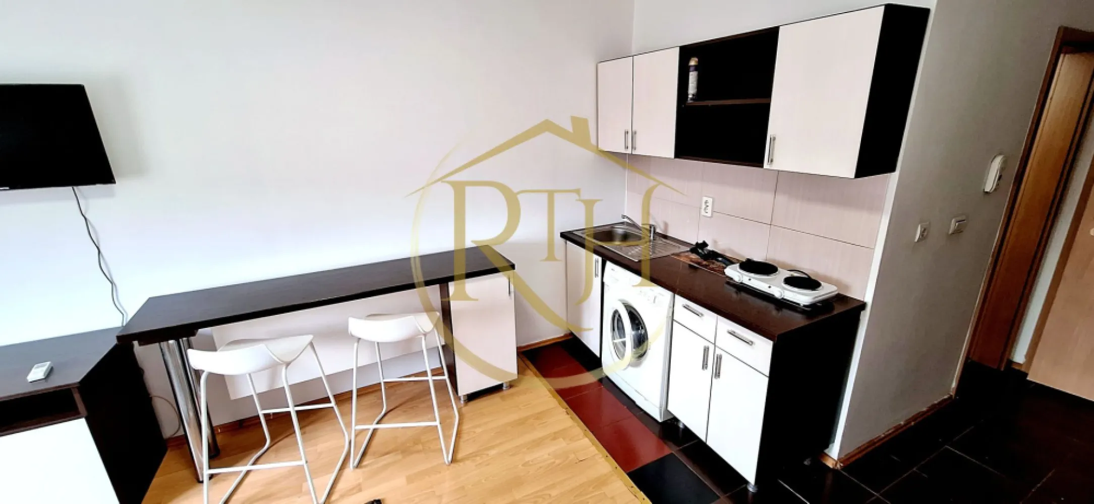 Oferim spre inchiriere garsoniera, zona Soarelui, langa Sud Plaza