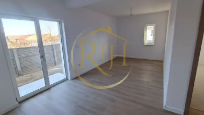 Apartamente noi cu 2 camere plus curte privata de 32 mp, Giroc, comision ,,0''