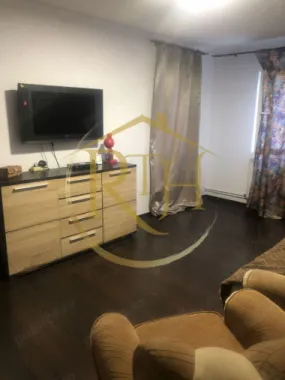 Apartament cu 3 camere de inchiriat zona Martirilor-Judetean