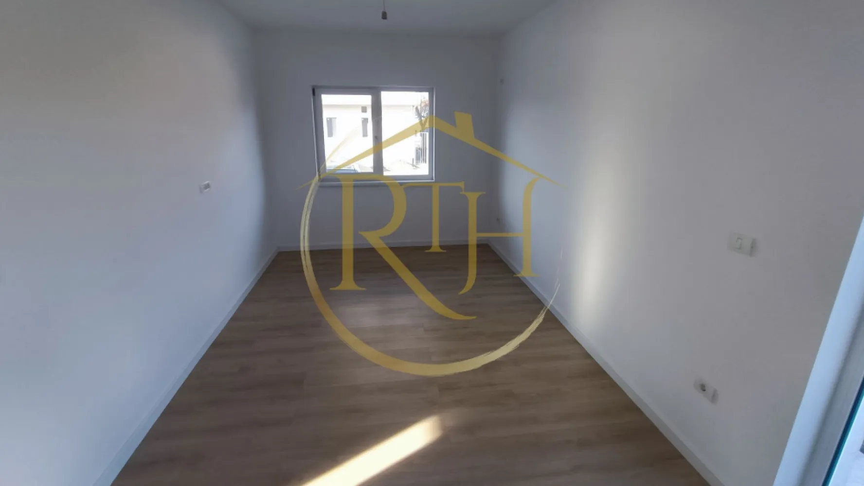 Apartamente cu 2 camere noi de vanzare in Giroc ,comision agentie ,,0'' !!!