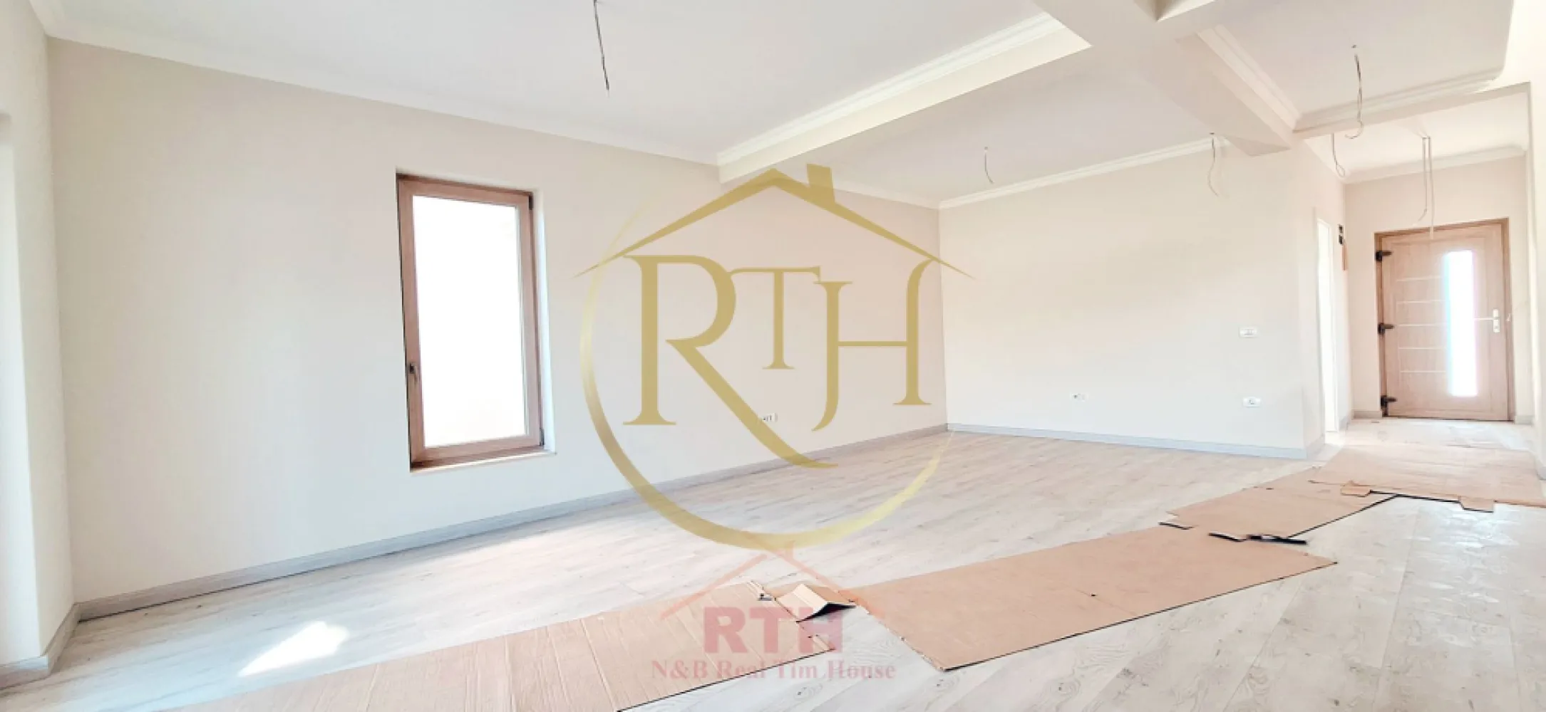 Oferim spre vanzare Duplex cu 5 camere situat in Giroc aproape de DAF