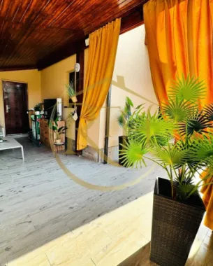 Vând casă vila cu 5 camere,in Giroc ,materiale premium,comision ,0'