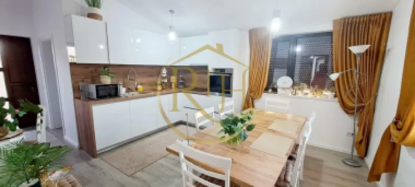 Vând casă vila cu 5 camere,in Giroc ,materiale premium,comision ,0'