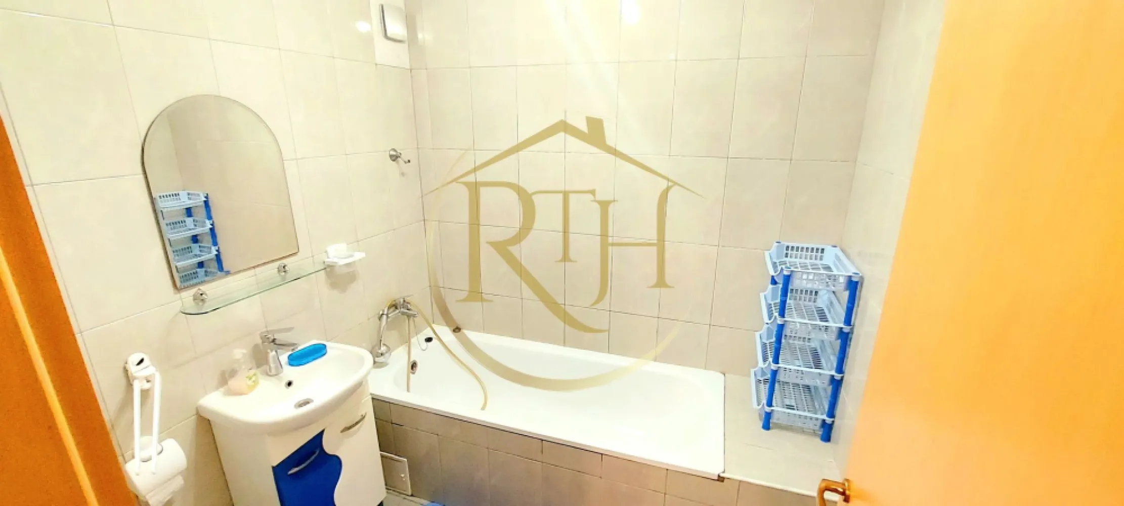 Apartament 2 camere, centrala porprie, parcare, Zona Centrala, Giroc