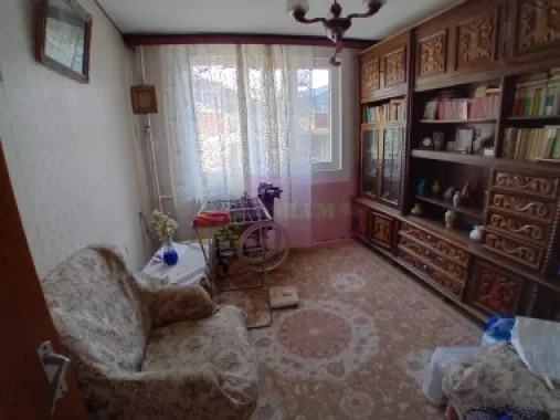 Vanzare apartament de 4 camere in zona Brancoveanu