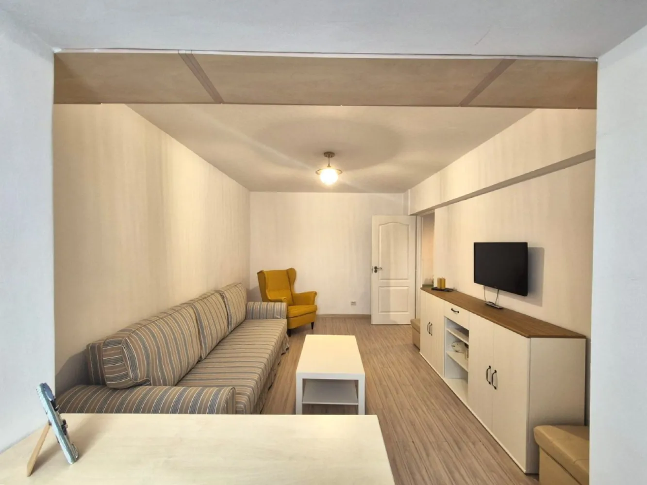 Zona Spitalul Judetean, apartament renovat complet