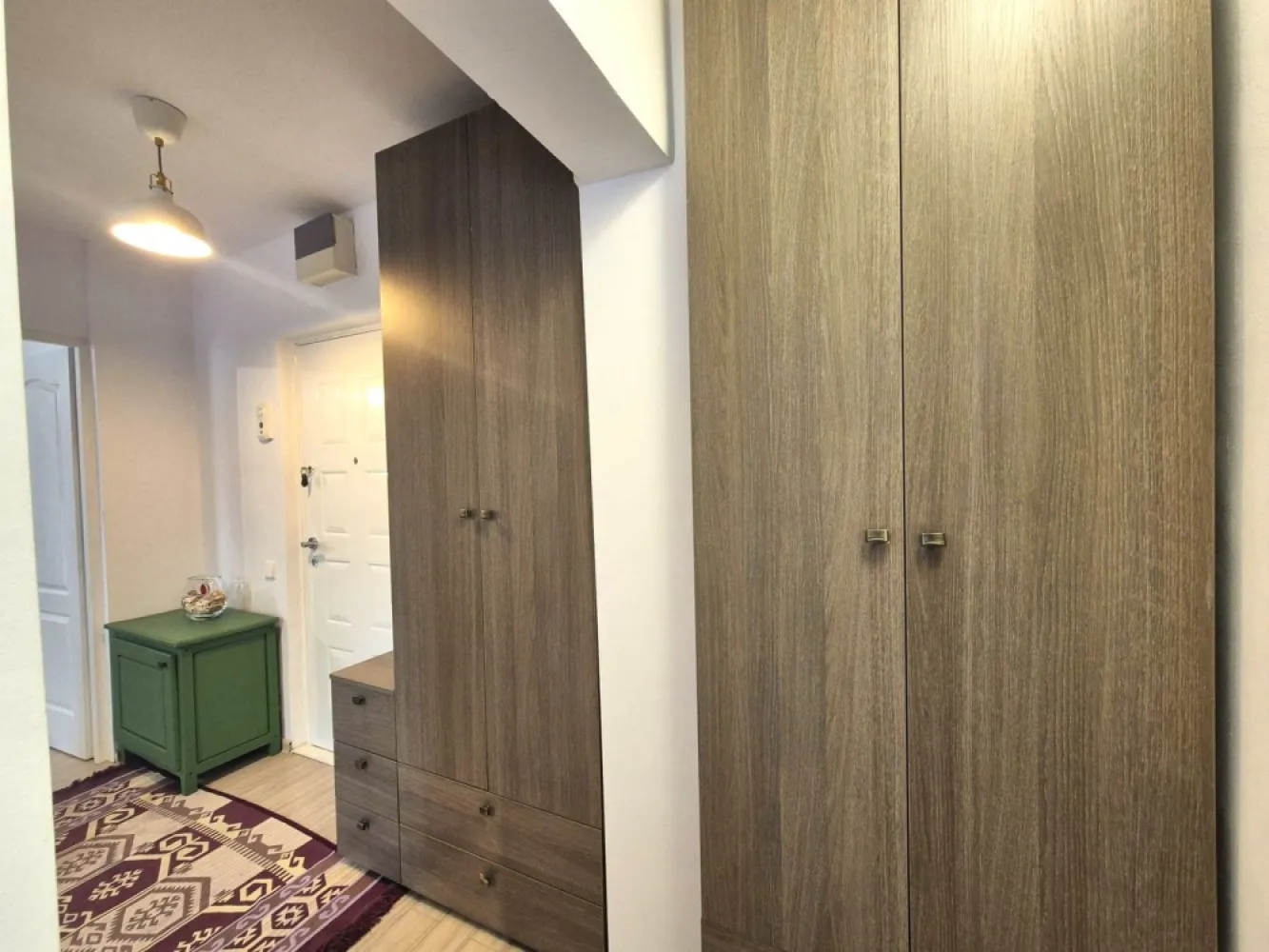 Zona Spitalul Judetean, apartament renovat complet