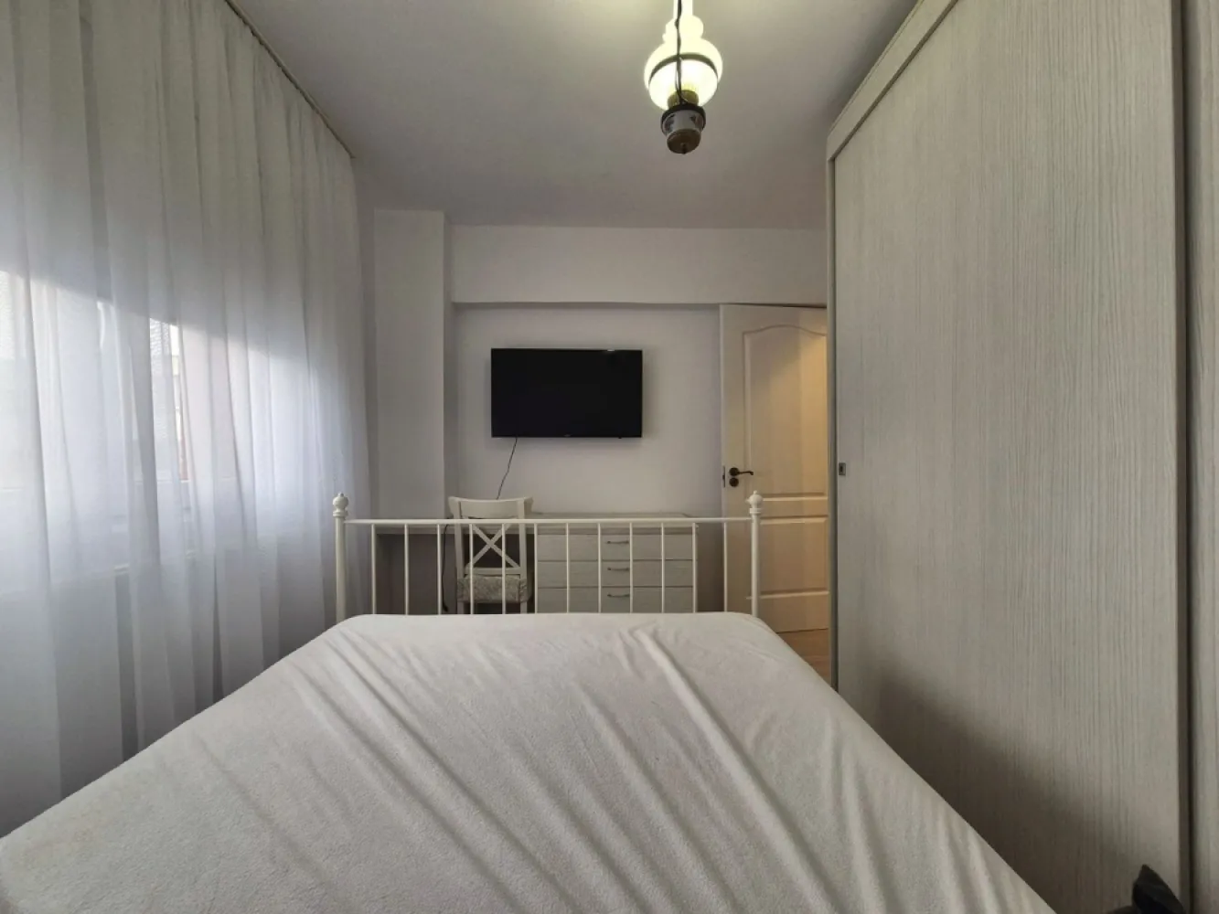 Zona Spitalul Judetean, apartament renovat complet