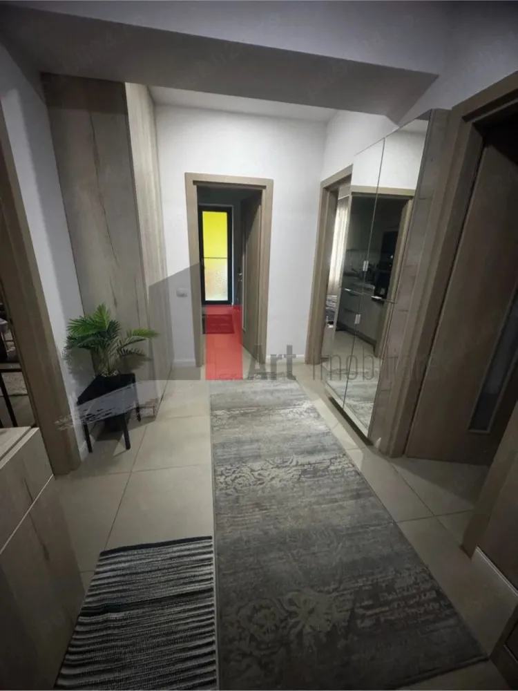 Inchiriere apartament 2 camere-Pet friendly -Novum Invest-Grozavesti-Politehnica - Oferim spre închiriere apartament modern de 2 camere, complet decomandat și spațios, situat în complexul Novum Invest (Sector 6). Proprietatea este complet mobilată și utilată premium. 
Detalii & Dotări:
Compartimentare: Decomandat hol generos cu dressing, living luminos, dormitor matrimonial, bucătărie închisă și baie cu cadă.
Balcon: Mare și spațios, cu acces din living și bucătărie.
Confort termic: Centrală proprie de apartament + 2 aparate de aer condiționat (living și dormitor).
Electrocasnice: Complet utilat (cuptor electric și microunde încorporate Bosch, plita pe gaz Teka, hota Bosch, mașină de spălat rufe LG, televizoare Samsung în ambele camere).
Zonă de dining: Masă rotundă elegantă cu scaune din catifea.
Locație excelentă:
In apropriere metrou Petrache Poenaru Grozăvești.
În imediata apropiere de campusul UPB, clădirile de birouri (The Bridge, Campus 6) și AFI Cotroceni.
Chiar în complex: Profi, 5 to go, Hotel Ibis (restaurant + ATM).
Hypermarket: La doar 15 -20 minute de mers pe jos de Carrefour Orhideea.
Condiții:
Preț: 3500 lei lună (Disponibilitate de la 1 iulie)
Se accepta animalute de companie de talie mica
Opțional Loc de parcare disponibil din august -100 euro/luna
Plată: 1 lună chirie + 1 lună garanție.