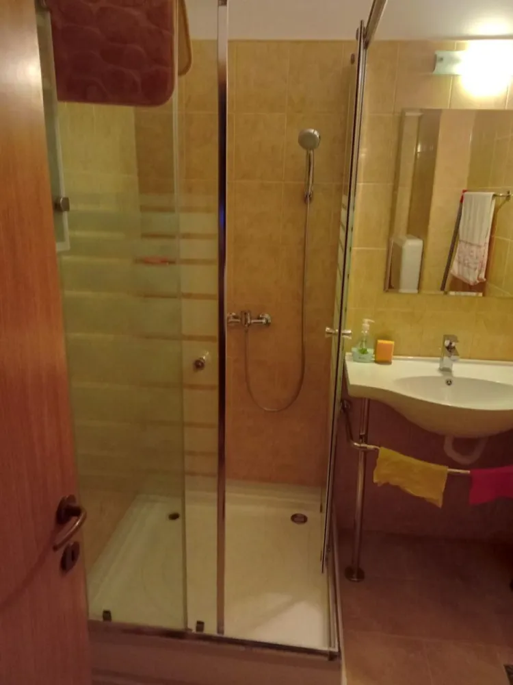 Apartament de Vanzare - Zona Brancoveanu - 55 mp