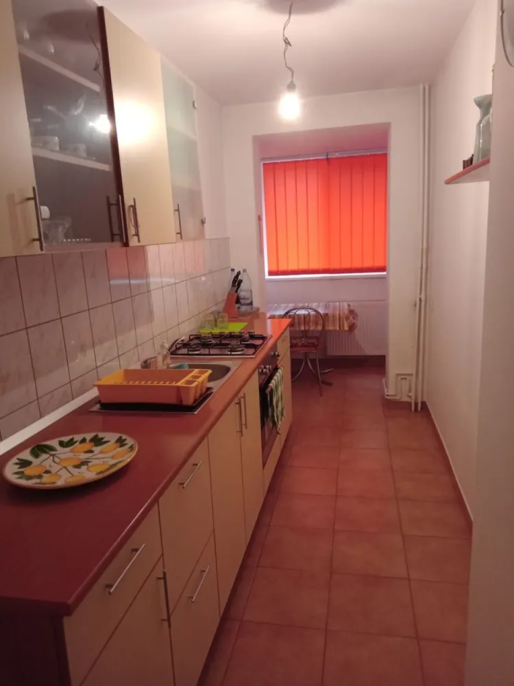 Apartament de Vanzare - Zona Brancoveanu - 55 mp