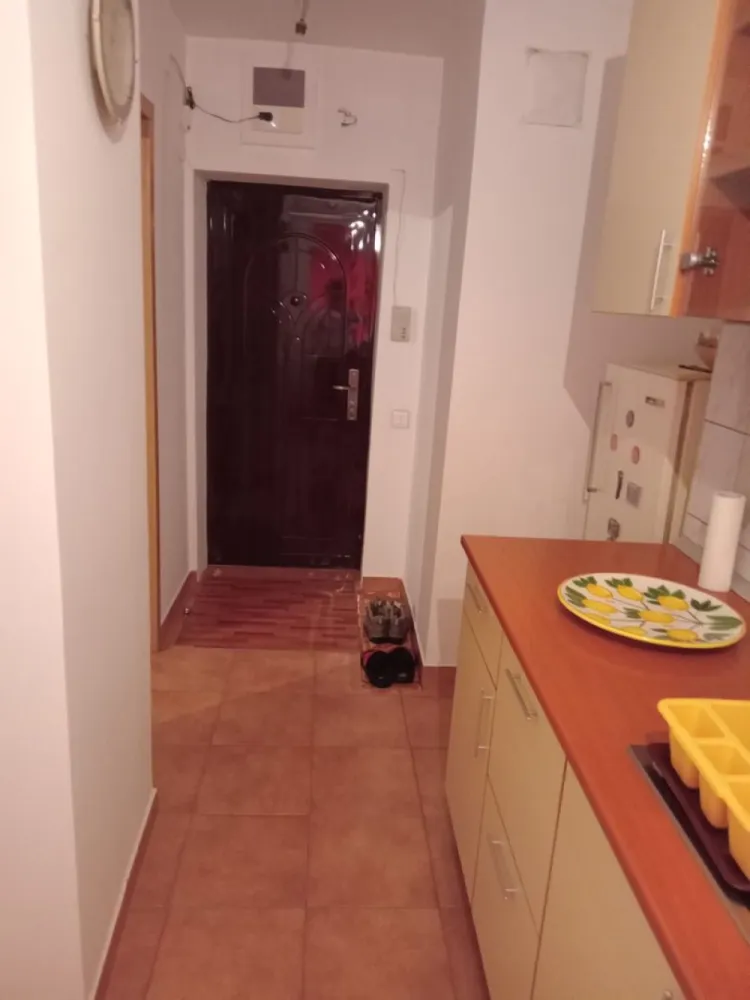Apartament de Vanzare - Zona Brancoveanu - 55 mp