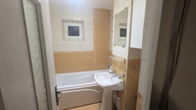 De inchiriat apartament cu 3 camere, Mazepa 1 la BR-uri, etaj 1, 550 euro