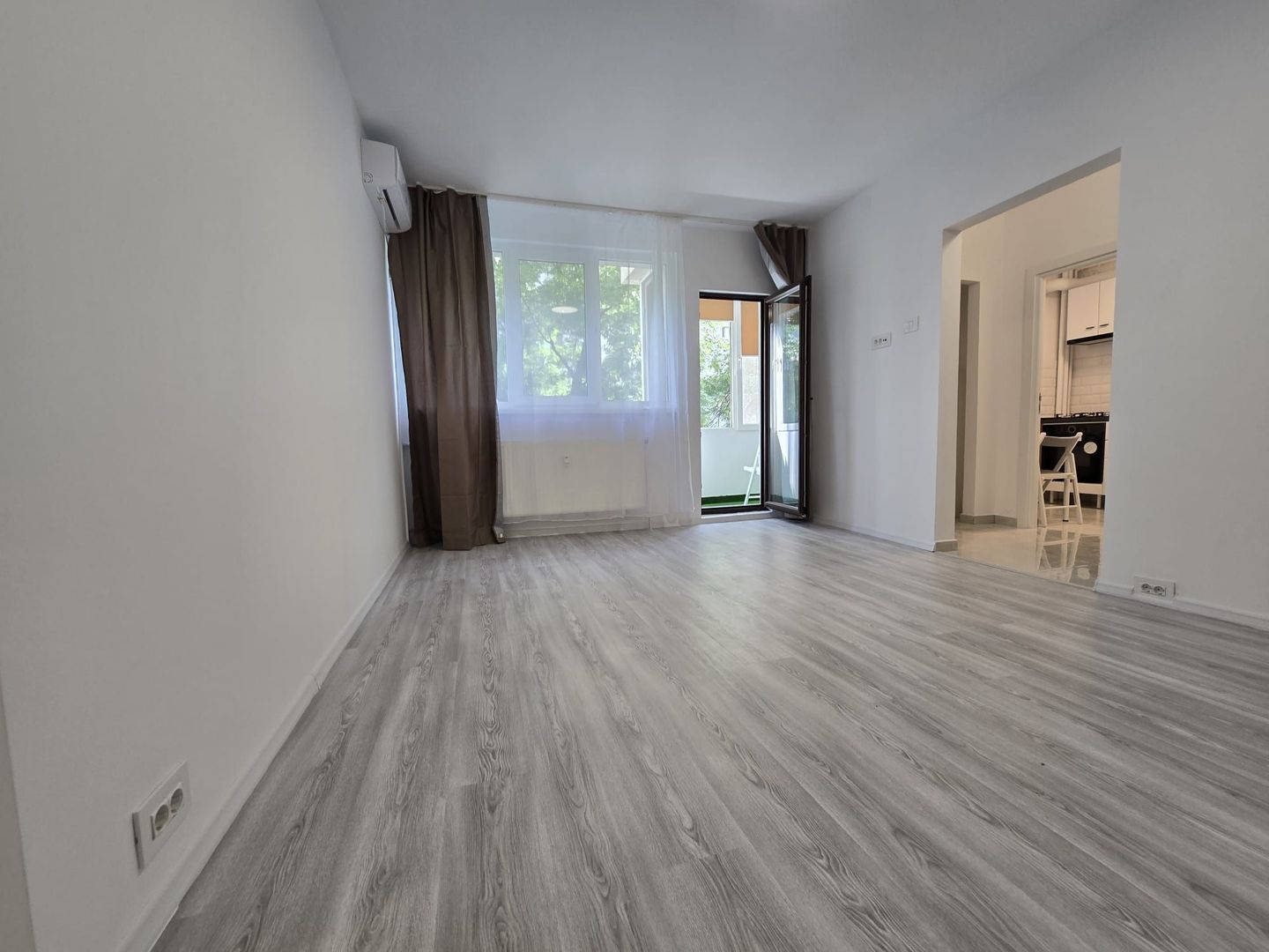 Ion Mihalache Clabucet apartament 2 camere de vanzare