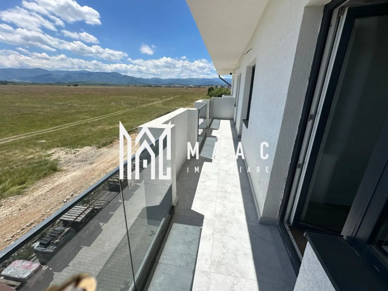 Apartament 3 camere | Doamna Stanca, Selimbar | 65,75 mp, parcare