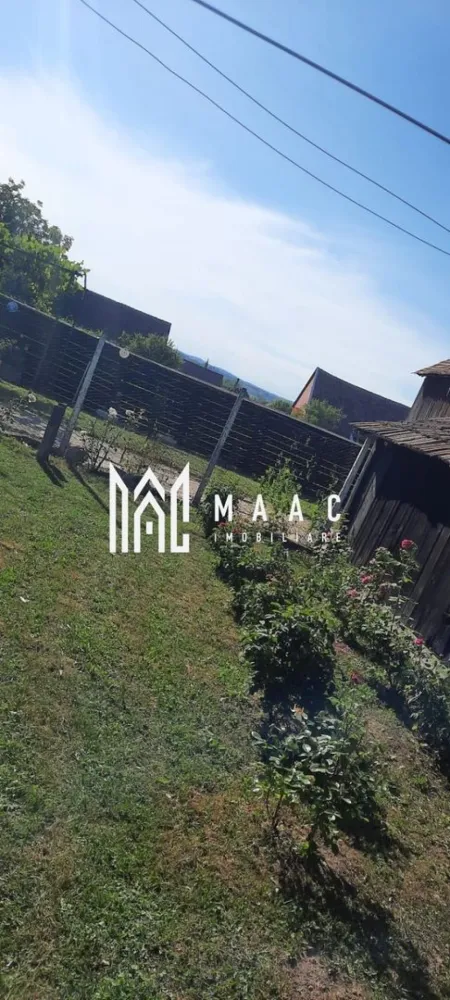 Casă cu teren generos | 18 km de Sibiu | 2400 mp teren | Anexe& Construcție noua