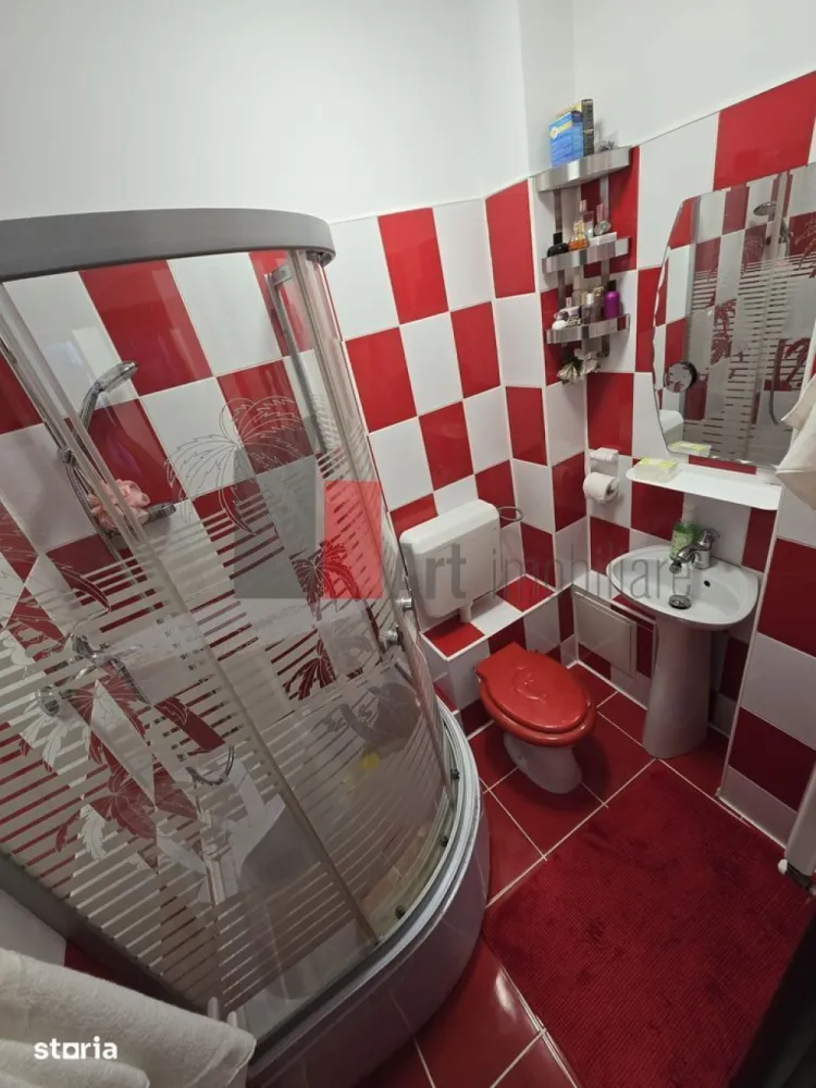 Vindem apartament cu 3 camere, Crângasi