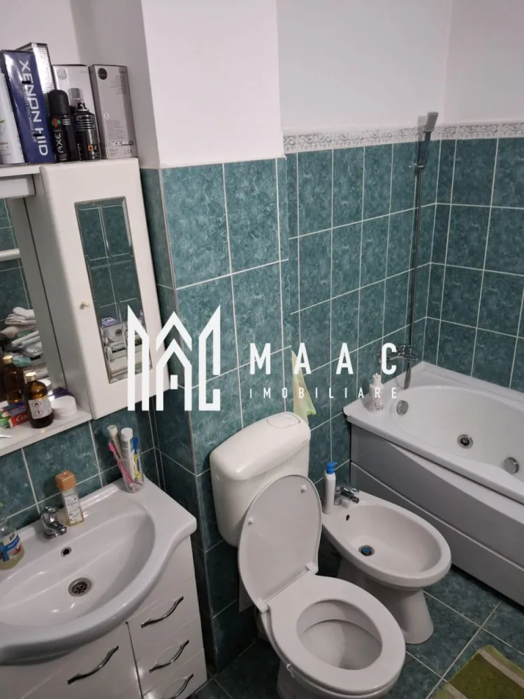 Apartament 3 camere decomandat | Terezian, Sibiu | 70 mp, parcare, 2 băi