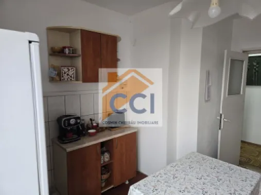 LOC. RACACIUNI, APARTAMENT 3 CAMERE