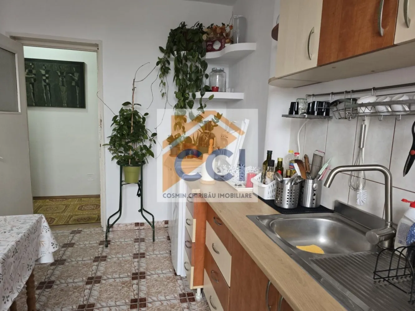 LOC. RACACIUNI, APARTAMENT 3 CAMERE