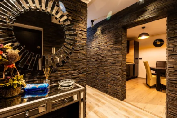 Exclusivitate - Apartament de 2 camere, cu grădină proprie.