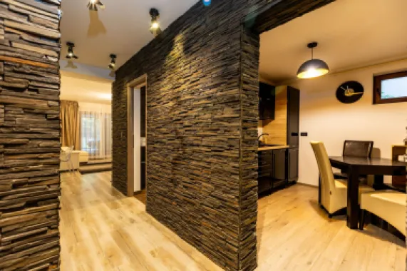 Exclusivitate - Apartament de 2 camere, cu grădină proprie.