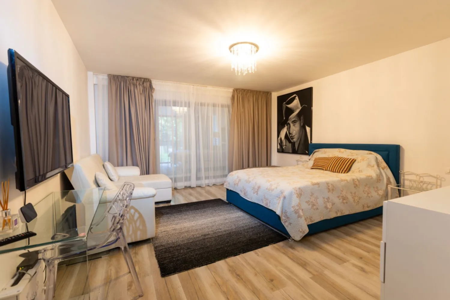 Exclusivitate - Apartament de 2 camere, cu grădină proprie.