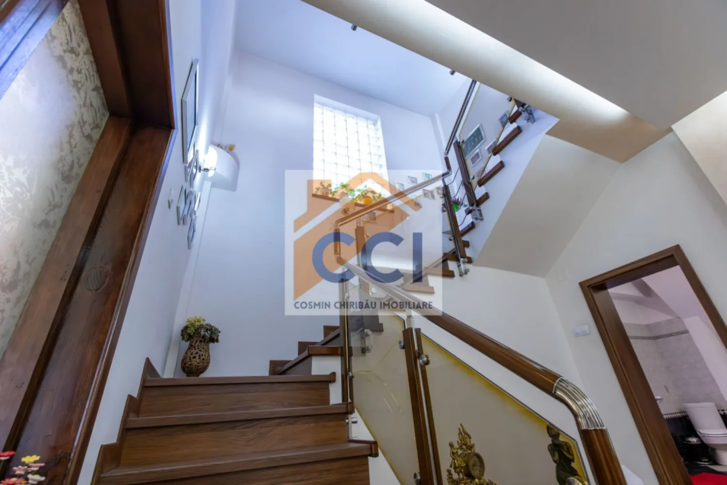Proprietate exclusivistă ultracentrală -eleganță, spațiu și rafinament