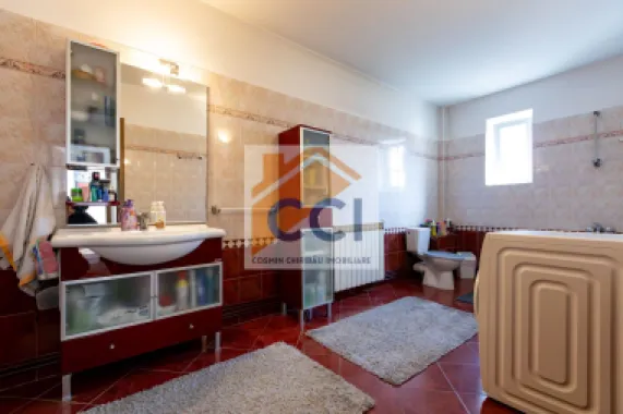 Proprietate exclusivistă ultracentrală -eleganță, spațiu și rafinament