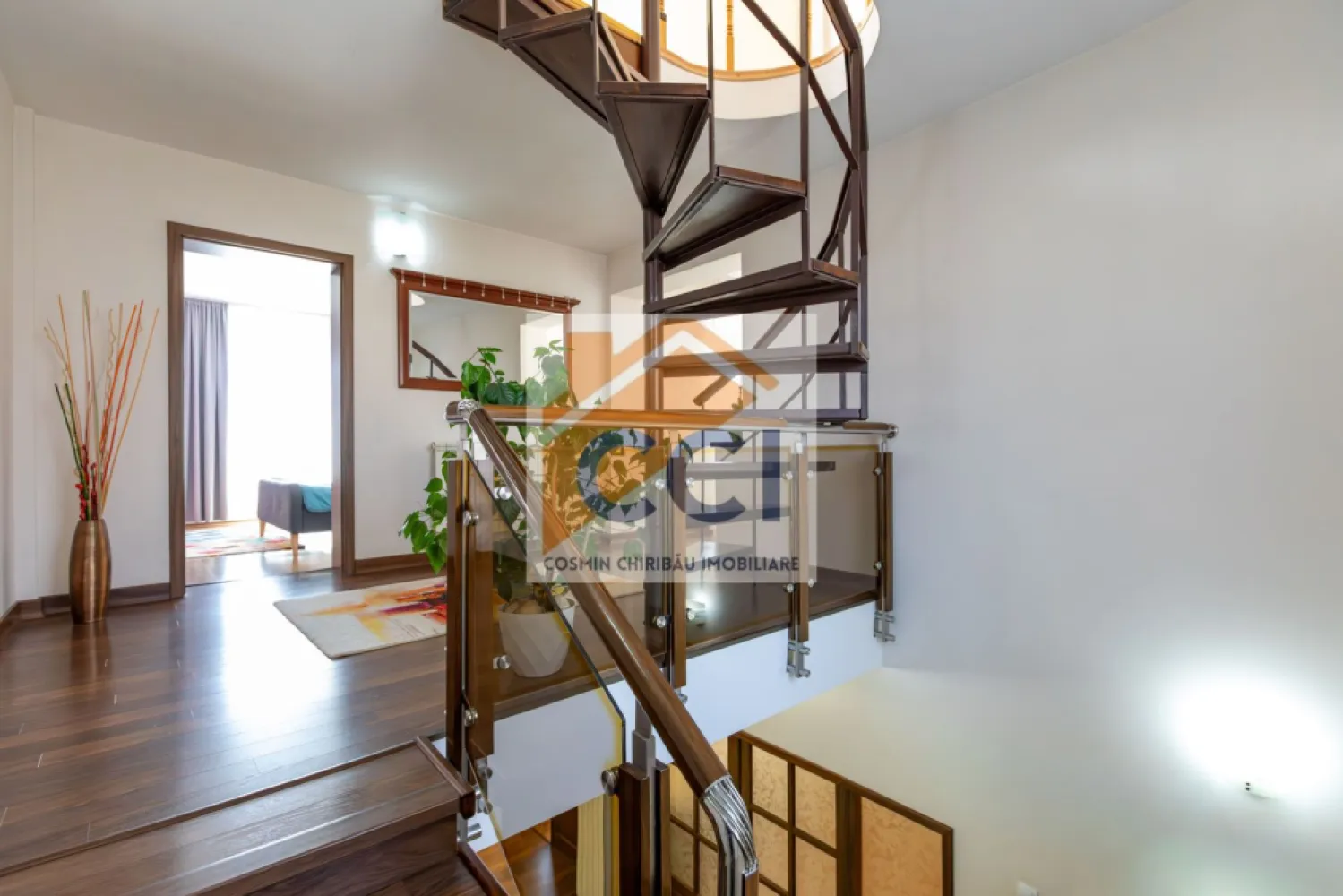 Proprietate exclusivistă ultracentrală -eleganță, spațiu și rafinament
