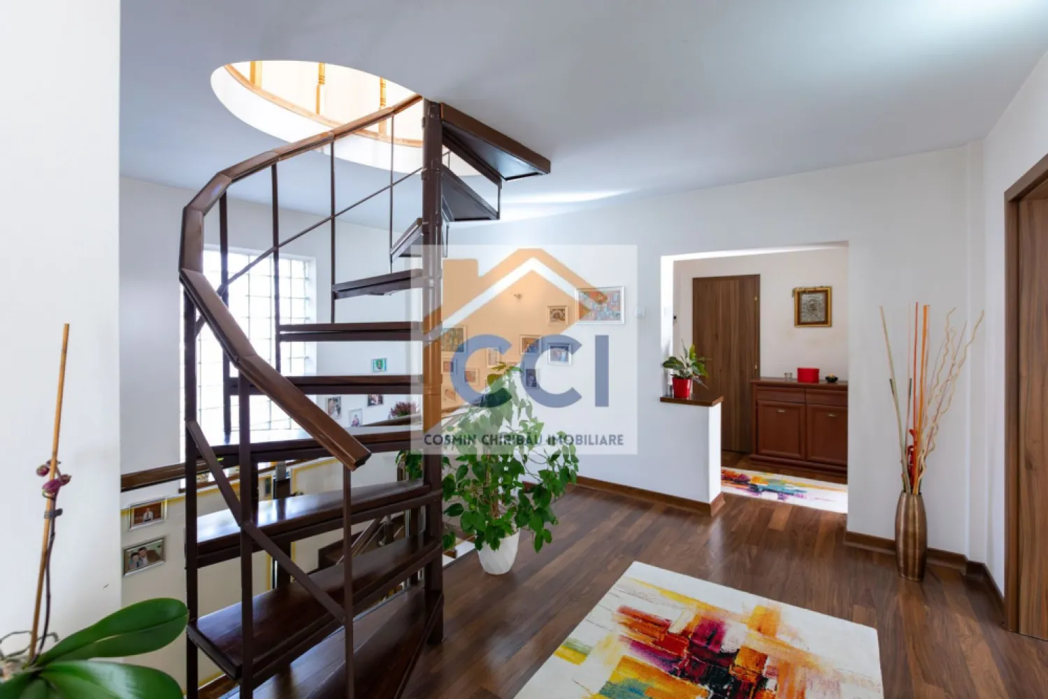 Proprietate exclusivistă ultracentrală -eleganță, spațiu și rafinament