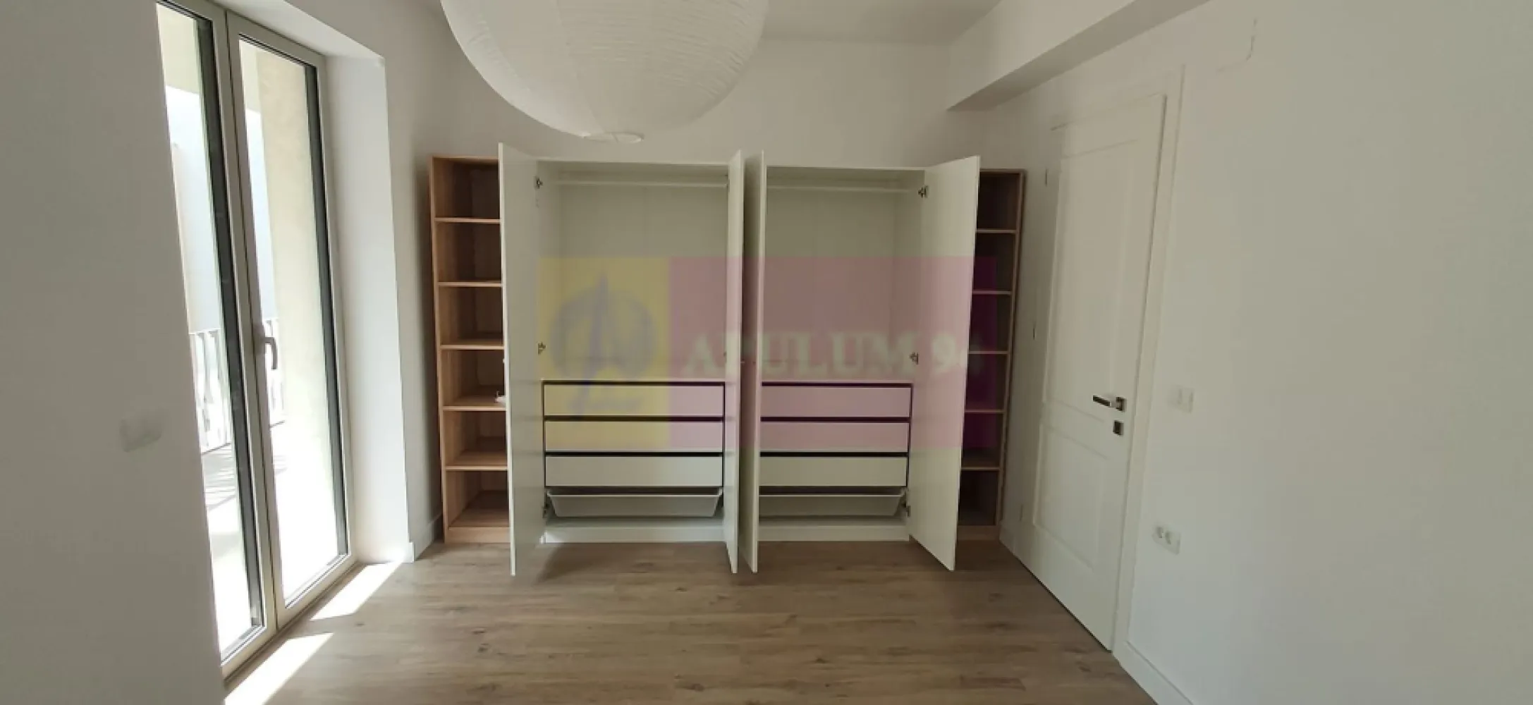 Apartament 4 camere, 104 mp + terasă 16 mp | Cartierul Armenesc