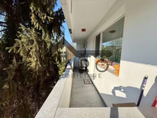 Apartament cu 2 camere in strada Moldovei.