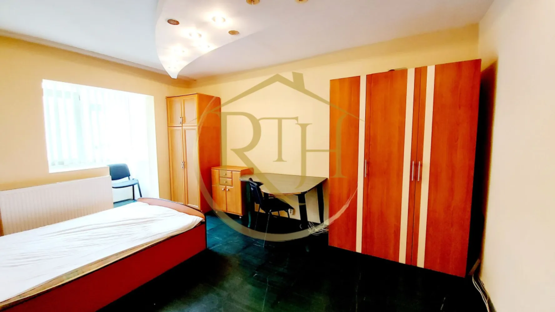 Oferim spre inchiriere apartament 1 camera, decomandat, Complex Studentesc