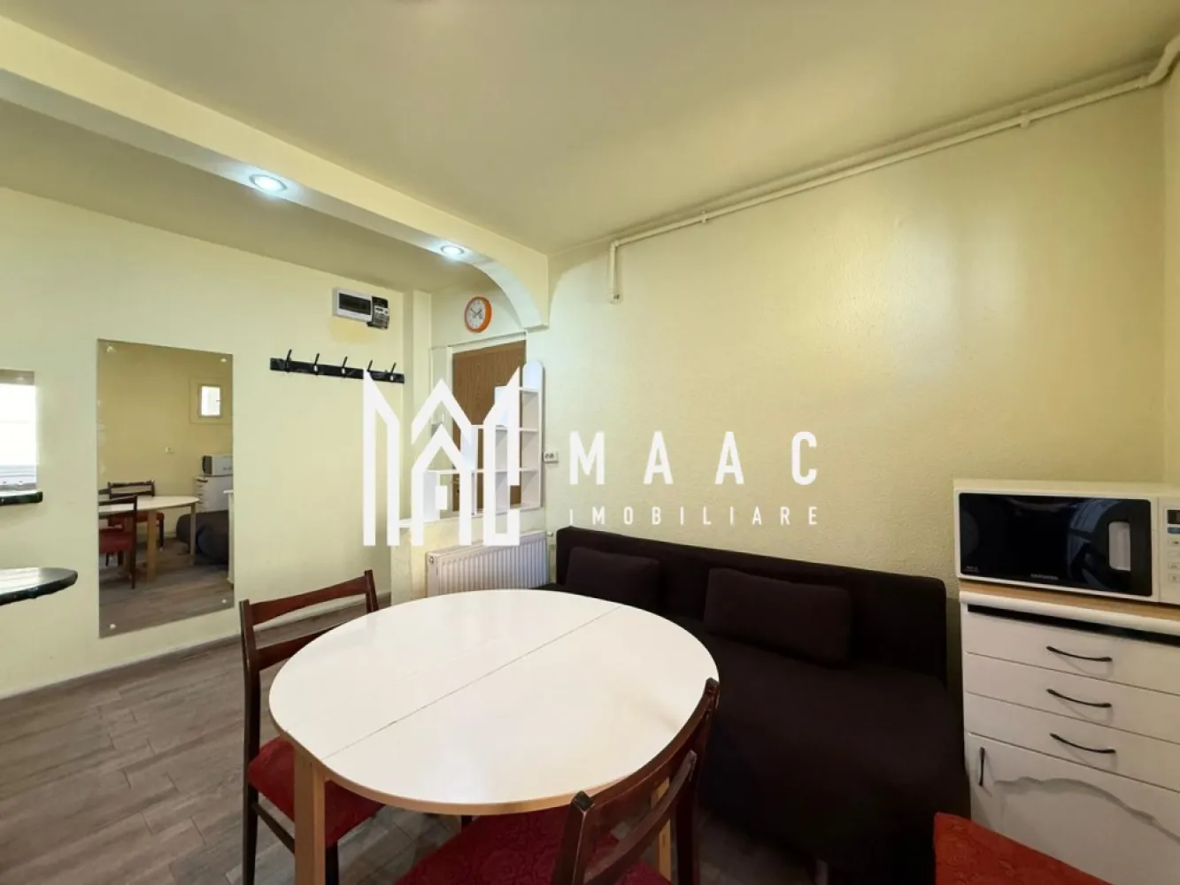 Apartament 2 camere | Balcon | Decomandat | Calea Dumbravii