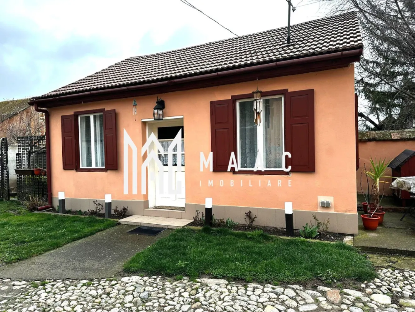 Casa 4 camere | Teren 2500 mp | Acces auto | Cristian