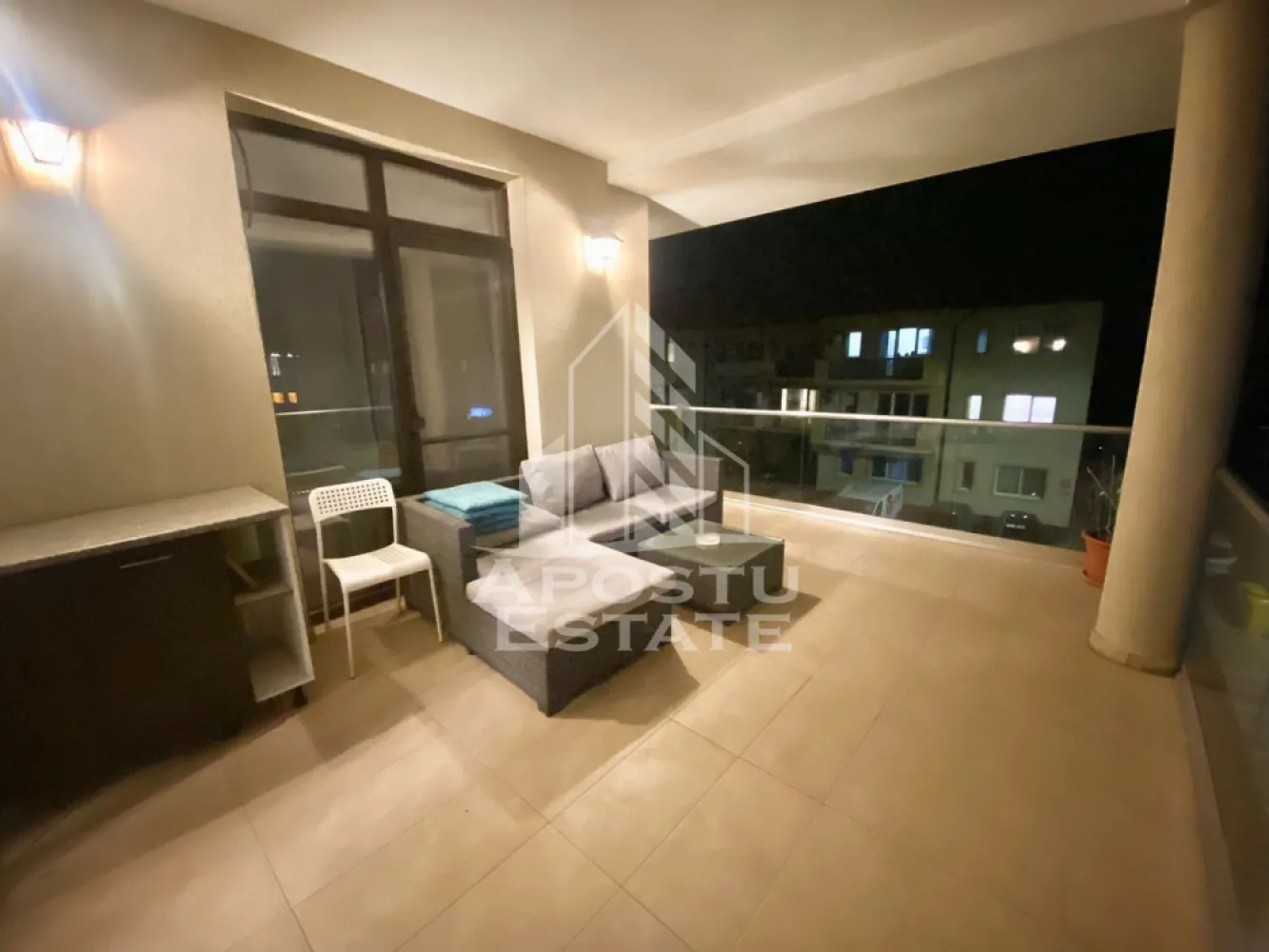 Apartament 3 camere cu dressing ,Dumbravita Dechalton