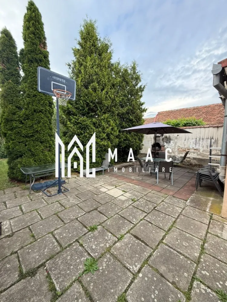 Casă de vânzare 4 camere | Lupeni, Sibiu | 141 mp utili, teren 676 mp